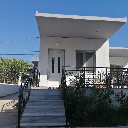 Alexander Apartments Nea Koutali Екстер'єр фото
