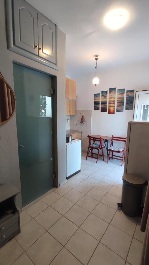 Alexander Apartments Nea Koutali Екстер'єр фото